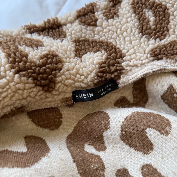 Leopard Print Jacket - Picture 2 of 5